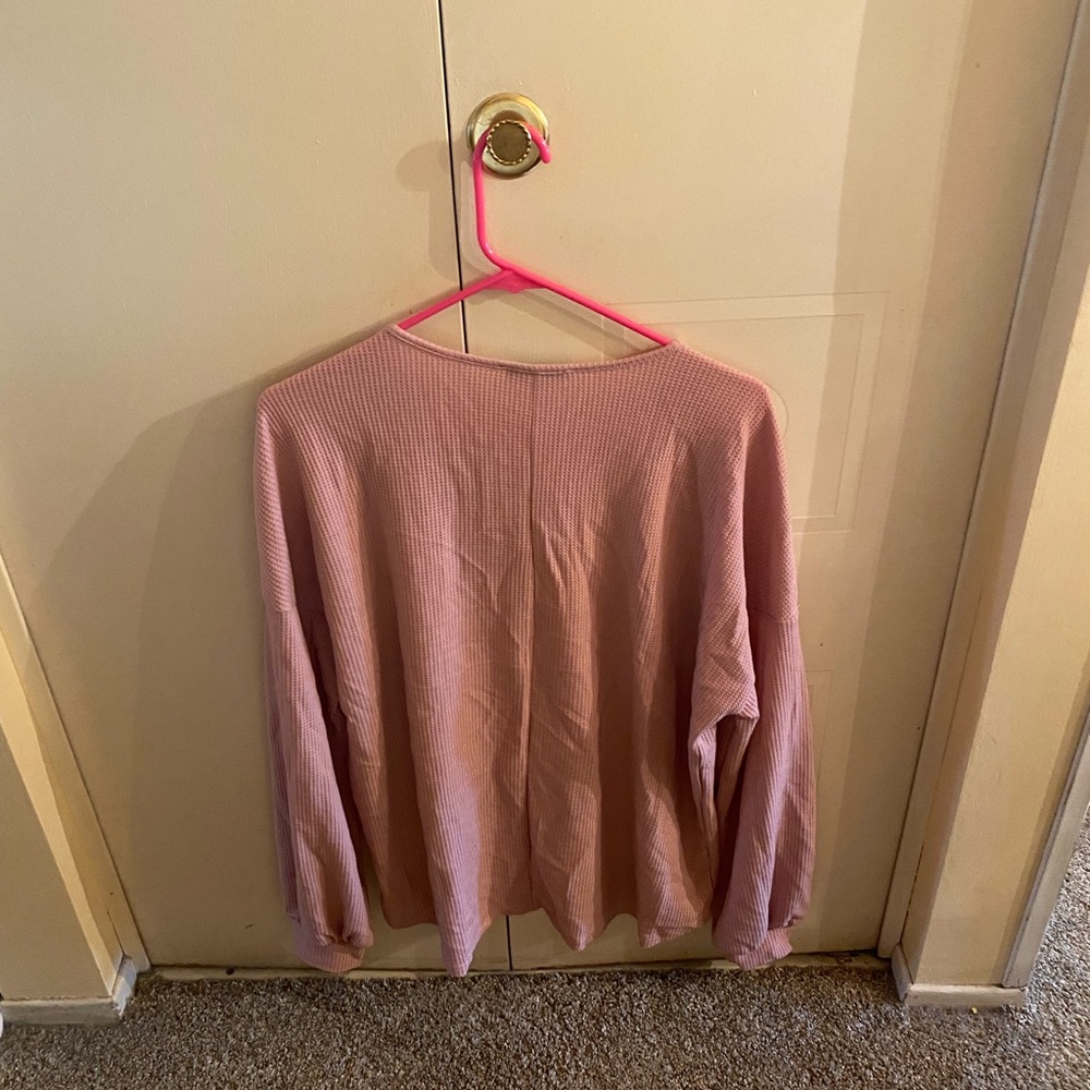 Women’s top never worn from non smoking home